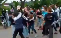 Hòa Bình: Công an làm rõ thông tin nhóm nữ sinh đánh nhau giữa dịch
