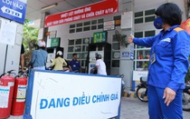 Giá xăng ngày mai sẽ giảm lần đầu tiên sau 4 tháng?