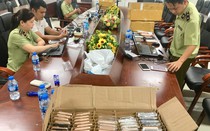 Tạm giữ lô hàng iPhone lậu trị giá khoảng 3 tỉ đồng ở TP.HCM