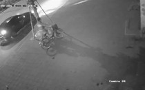 Công an ra thông báo truy tìm tài xế ô tô đâm cụ bà 73 tuổi tử vong rồi giấu xác ở Hà Nội