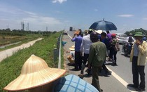 Người thân nói về biểu hiện trước khi chết bất thường bên đường của 2 thiếu nữ