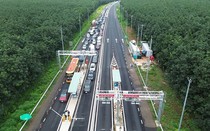 Cử tri phản ánh về vấn đề đường dân sinh ven cao tốc, Bộ GTVT nói gì?