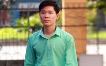 Vì sao bác sĩ Hoàng Công Lương có hai lệnh cấm đi khỏi nơi cư trú?