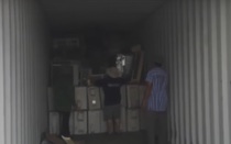 Hơn 200 container “mất tích” ở cảng Cát Lái: Lộ sai phạm của cán bộ hải quan