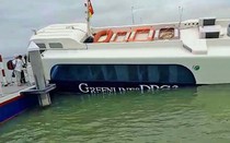 Chìm tàu cao tốc chở 42 khách ở Cần Giờ