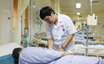 Người phụ nữ bị sốc phản vệ chỉ vì ăn thịt gà và con ruốc biển