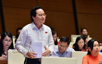 Bộ trưởng Phùng Xuân Nhạ nhận trách nhiệm vụ học sinh viết, vẽ vào SGK gây lãng phí