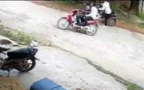 Công an truy tìm hai thanh niên ở Nghệ An gây tai nạn rồi bỏ chạy