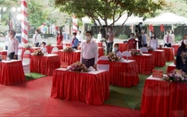 Học sinh Nghệ An háo hức tham dự lễ khai giảng đặc biệt