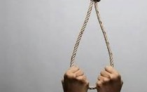 Nghệ An: Phát hiện nữ sinh lớp 9 tử vong trong tư thế treo cổ