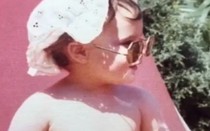 Ảnh thời thơ ấu đáng yêu của Victoria Beckham