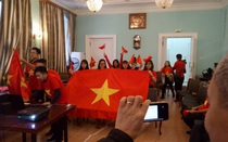 Du học sinh tại Nga ăn mừng khi U23 Việt Nam san bằng tỉ số