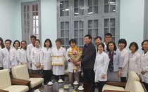 Bộ Y tế tặng bằng khen cho tập thể nhà khoa học nghiên cứu nuôi cấy, phân lập chủng mới virus corona