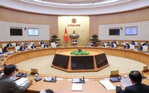 Cải cách tiền lương, hoàn thành sáp nhập huyện, xã trong năm 2024
