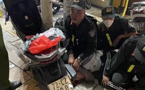 Điều tra đối tượng tàng trữ 20 viên nén nghi ma tuý giấu ở cốp xe