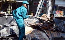 Cháy chợ ở Cà Mau: Tiểu thương trắng tay trước Tết Nguyên đán