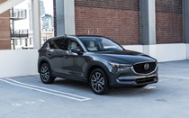 Mazda CX-8 dành riêng thị trường Nhật Bản, chốt giá 660 triệu đồng