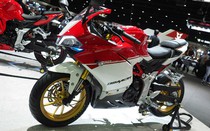 SỐC: Môtô đẹp như siêu xe Ducati giá chỉ 44,4 triệu đồng