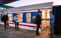 Hành khách đi tàu hỏa phải chuẩn bị những gì?