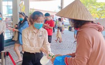 Đà Nẵng: Du khách vui chơi, đón lễ an toàn mùa Covid-19