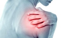 Những dấu hiệu nguy hiểm ở vai và cánh tay cảnh báo ung thư phổi