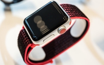 Apple Watch Series 3 lại dính lỗi sọc màn hình