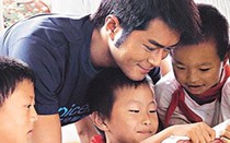 Cổ Thiên Lạc: Vượt qua mặc cảm nghèo khó, tù tội trở thành “ông trùm” showbiz Hong Kong