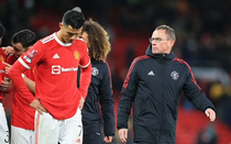 Ronaldo cầm đầu nhóm phản loạn ở Man United, tính lật ghế Rangnick