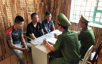 Bắt nhóm đối tượng cho vay lãi nặng lên đến 365%/năm