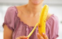 Lợi ích bất ngờ của việc ăn 1 quả chuối trước khi đi ngủ