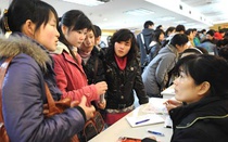 Lý do nhiều phụ nữ Trung Quốc bị yêu cầu thử thai khi đi xin việc