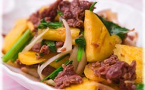 Thêm 1 thìa gia vị này, thịt bò xào mềm thơm, không bị dai khô