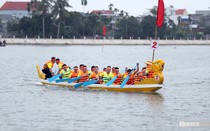 Hải Phòng: Tưng bừng Lễ hội đua thuyền rồng trên sông Đa Độ