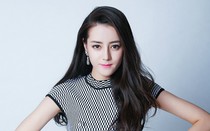 Đằng sau vẻ đẹp "vạn người mê" của "Nữ thần Kim Ưng" Địch Lệ Nhiệt Ba