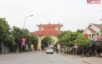 Rưng rưng bên kỷ vật khi về thăm quê ngoại của Chủ tịch Hồ Chí Minh