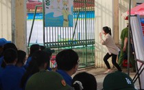 Nhiều thí sinh đến trễ trong buổi đầu tiên kỳ thi tốt nghiệp THPT 2022