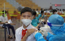 Bình Thuận: Ngày đầu tiên tiêm vắc-xin cho trẻ em từ 12 đến 17 tuổi