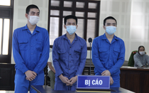 Chém người trong quán nhậu, 3 thanh niên chia nhau 26 năm tù