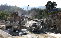 Quảng Nam xử phạt doanh nghiệp khai thác đá vượt công suất