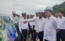 Phó Thủ tướng Trần Hồng Hà kiểm tra tiến độ dự án Bến cảng Liên Chiểu