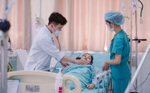Thay huyết tương, cứu sống nữ bệnh nhân trẻ có máu đục như sữa