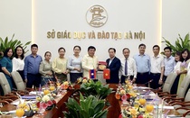 Mở rộng hợp tác giáo dục giữa hai Thủ đô Hà Nội và Viêng Chăn