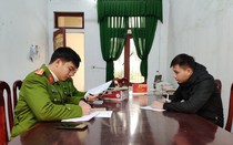Đặt mua rồi tự xưng công an mật, chiếm đoạt 2 gói pháo bi