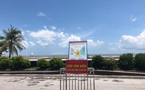 Hình ảnh Sầm Sơn trong ngày đầu tạm dừng hoạt động tắm biển