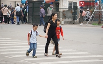 Người dân ùn ùn về quê nghỉ lễ Giỗ tổ Hùng Vương