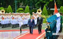 Thủ tướng Phạm Minh Chính chủ trì lễ đón Thủ tướng Singapore Lý Hiển Long