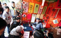 Đánh nhau ở hội xuân, ông đồ bị "treo bút"