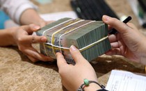 Có nên vay ngân hàng tiền tỷ để đầu tư vào bất động sản