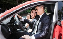 Bóc giá dàn xế hộp bạc tỷ của Công Vinh - Thủy Tiên