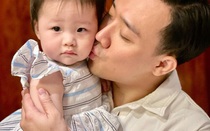 MC Trấn Thành khoe ảnh em bé giống y hệt mình, fan mong bé sẽ nối gót anh trở thành người nổi tiếng